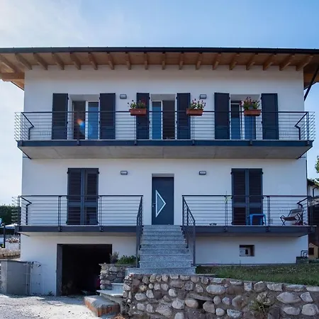 Casa Charlie Διαμέρισμα Arcisate