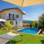 Casa Charlie Апартаменты Arcisate